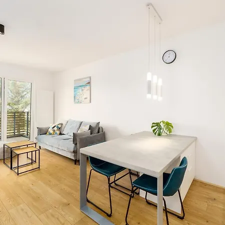 Surfingbird Apartment *